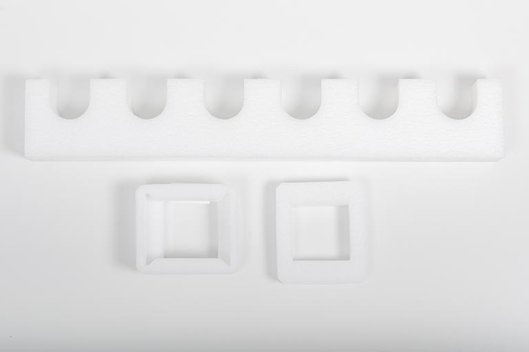 Non-reticulated PE foams